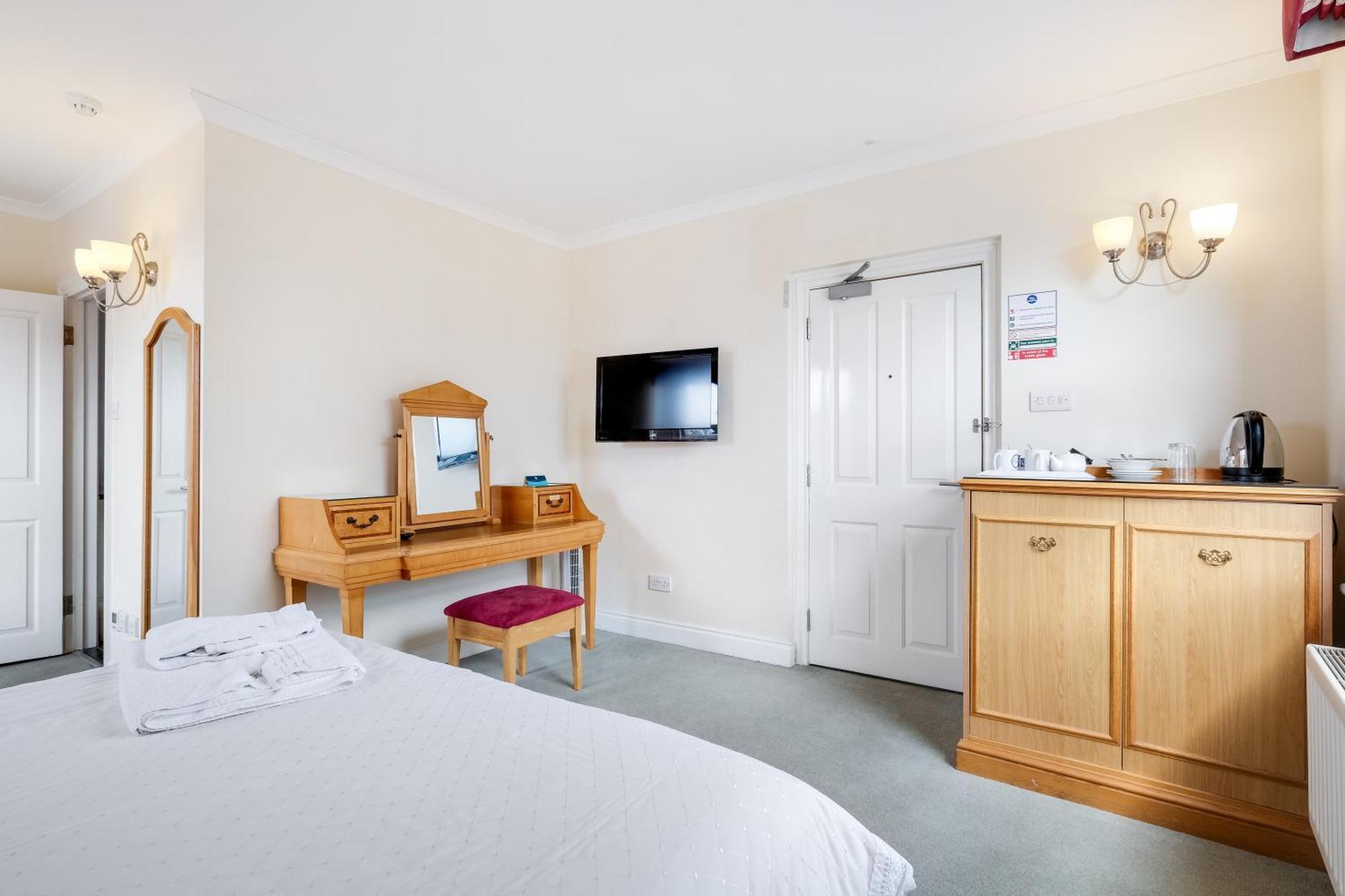 Hotel Charles House - Windsor Castle Zewnętrze zdjęcie