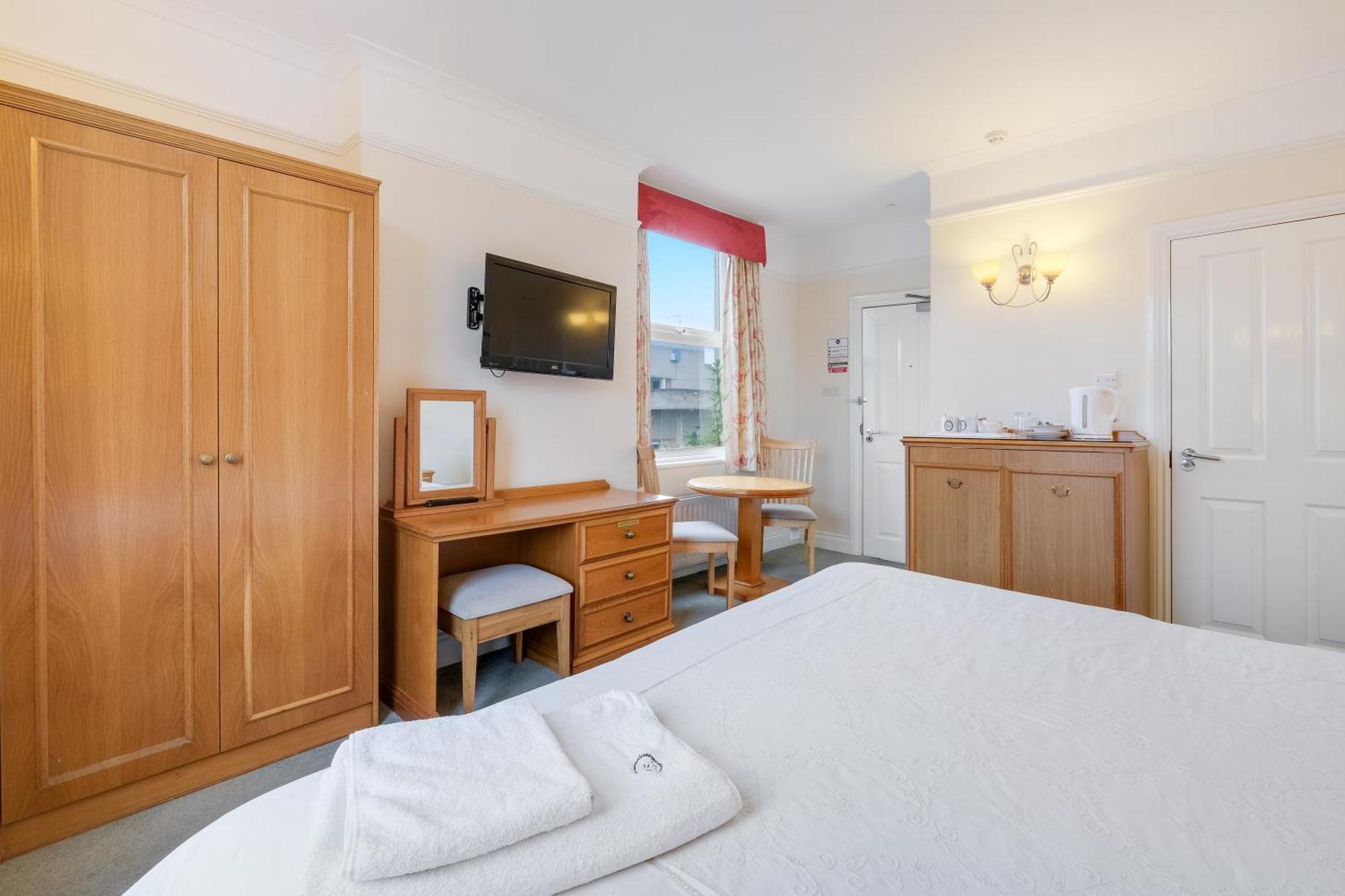 Hotel Charles House - Windsor Castle Zewnętrze zdjęcie