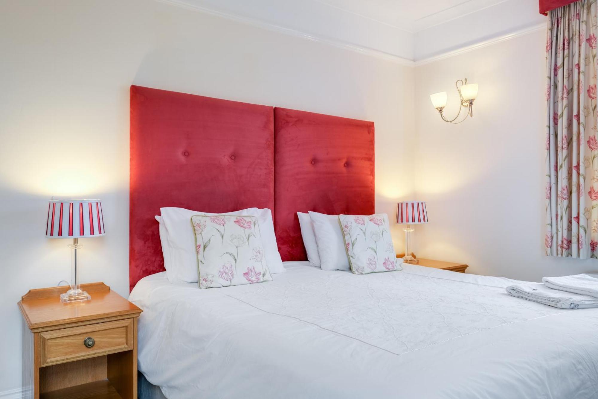 Hotel Charles House - Windsor Castle Zewnętrze zdjęcie