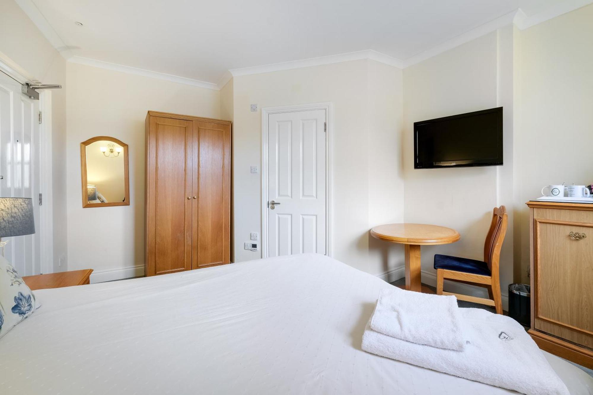 Hotel Charles House - Windsor Castle Zewnętrze zdjęcie